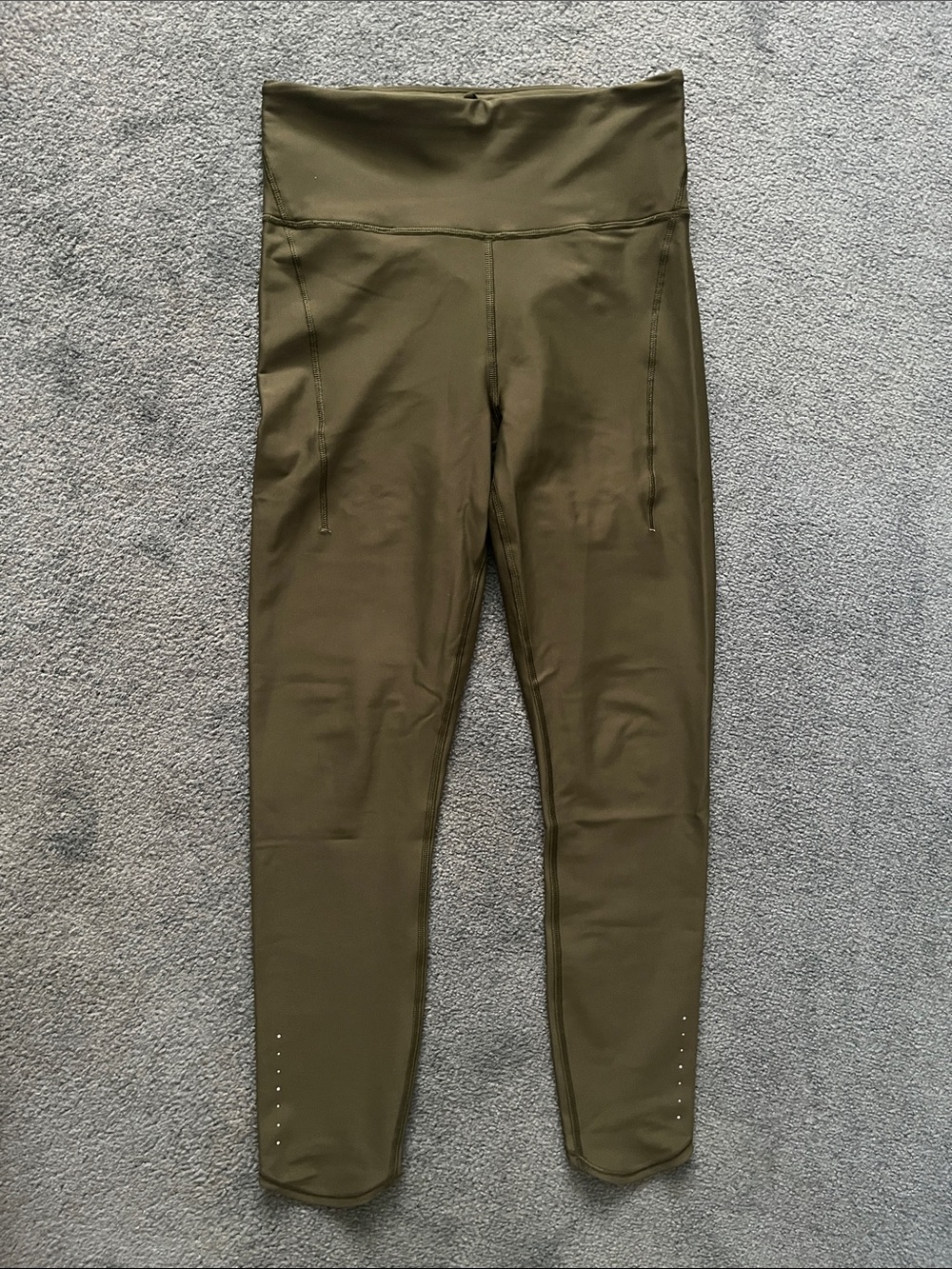 Athleta Pace Setter Olive Green  Leggings